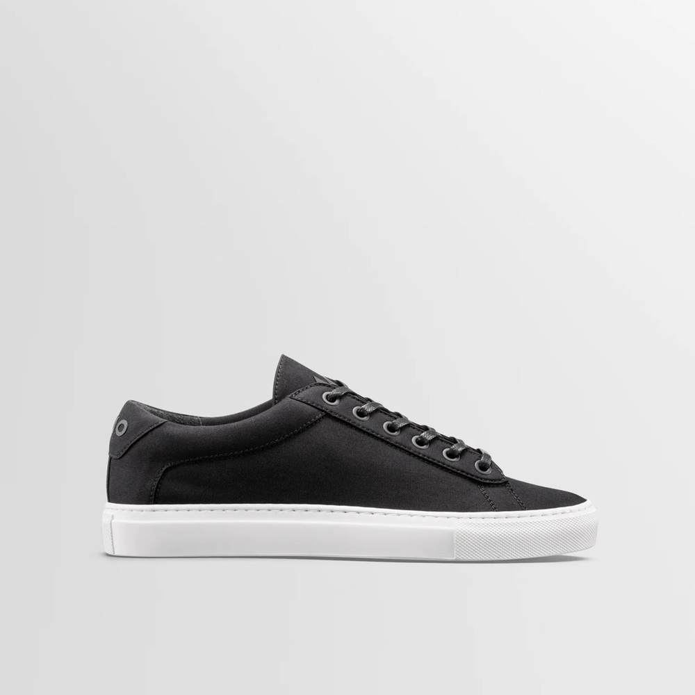 KOIO Capri Canvas in Black/White (Size 44/US 11)